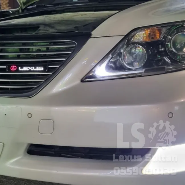 صورة إضافية لمنتج: شعار شبك لكزس مضئ LED – متجر سلطان