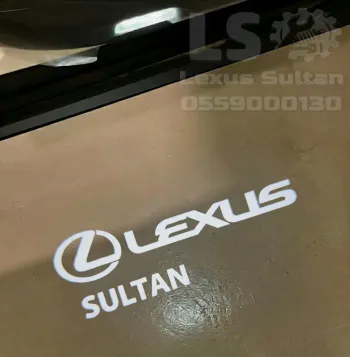 شراء اضاءة ابواب ترحيبيه شعار لكزس بأسم سلطان Sultan